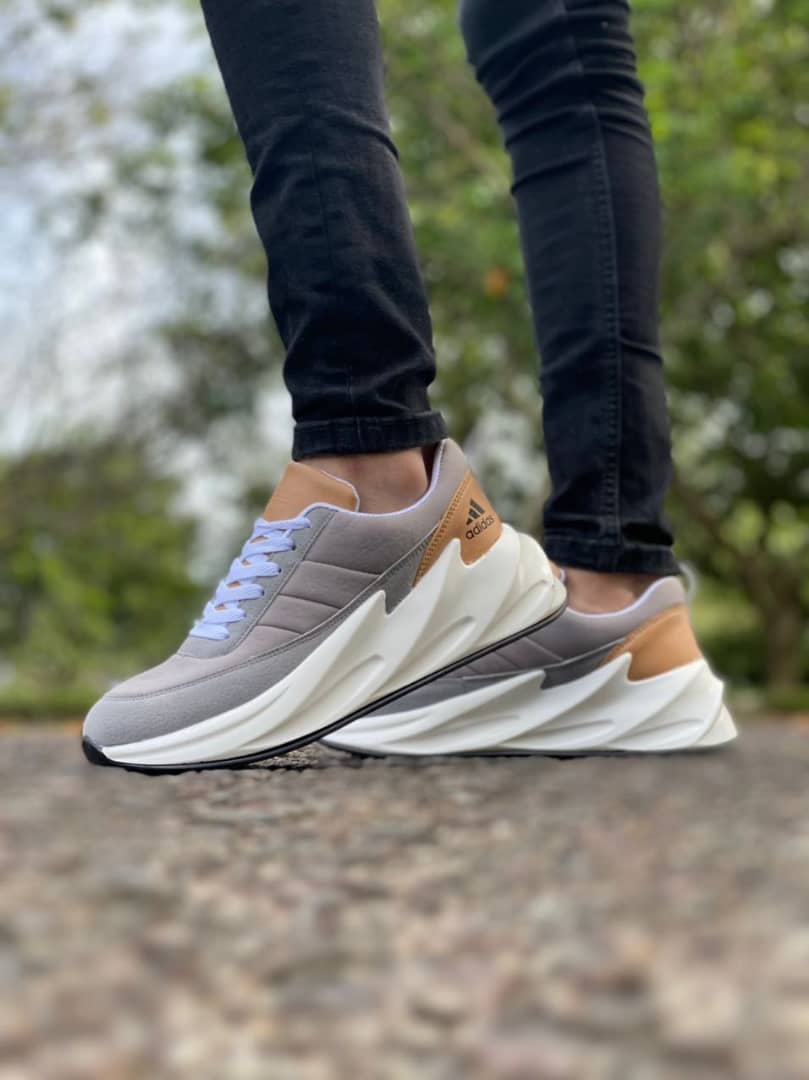 ADIDAS SHARK BROWN HIPZZSTORE